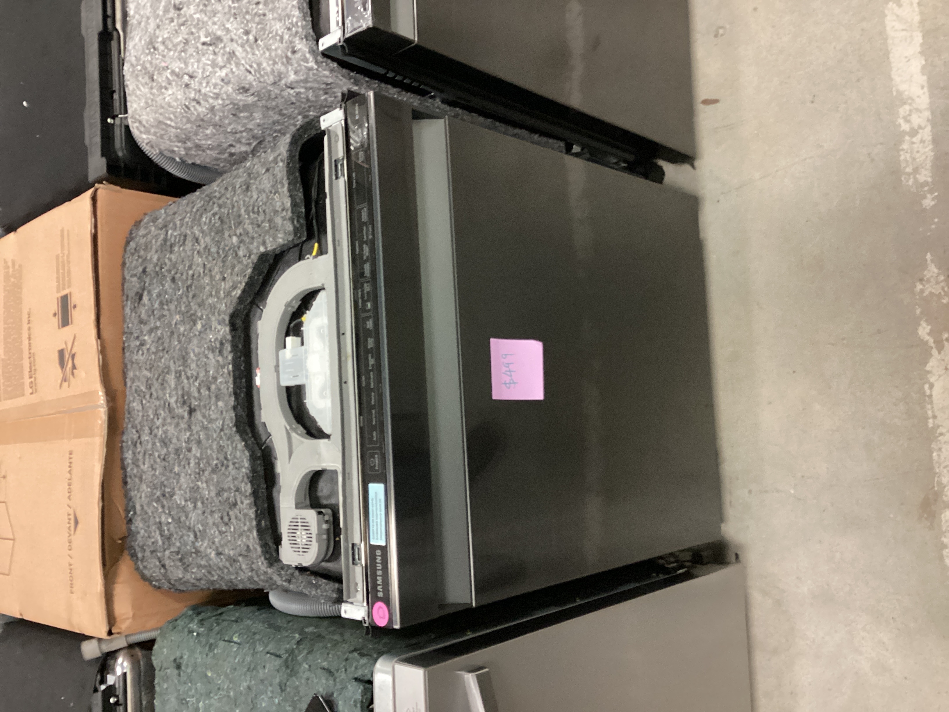 SAMSUNG DW80R9950UG - Dishwasher at Doraville Store
