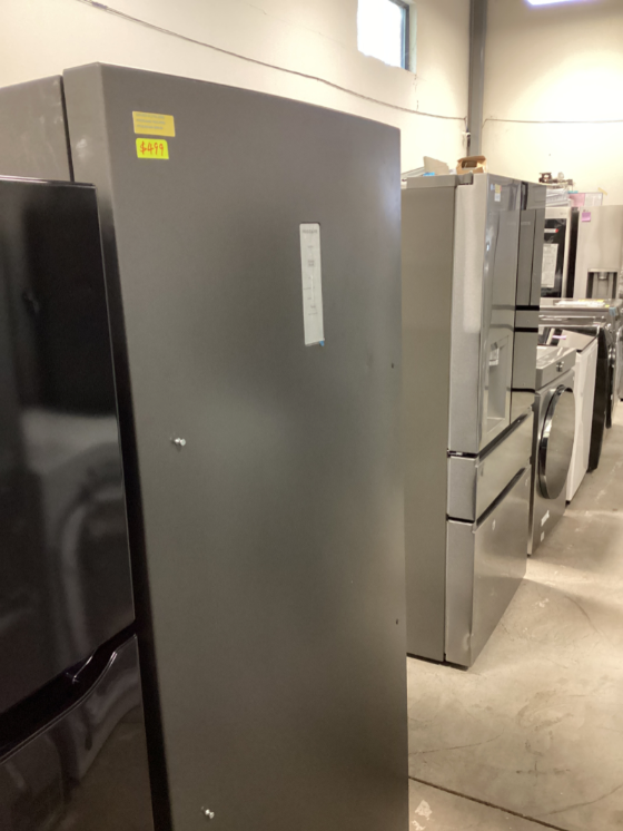 Frigidaire FFUE2024AN - FREEZER at Doraville Store