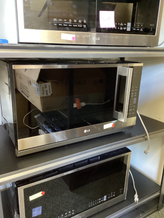 LG MVEL2125X - Microwave at Doraville Store
