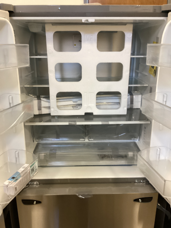 LG LRFLC2706S - French Door Refrigerator at Doraville Store