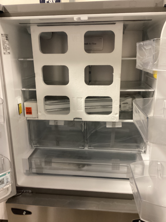 LG LRFLC2706S - French Door Refrigerator at Doraville Store