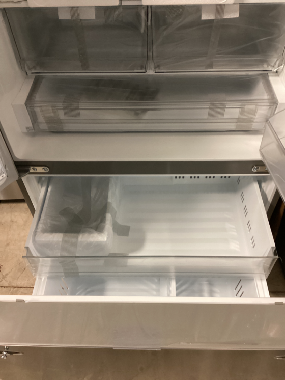 LG LRFLC2706S - French Door Refrigerator at Doraville Store
