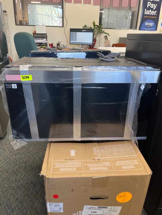 SAMSUNG ME21DG6700SR - Microwave at Doraville Store