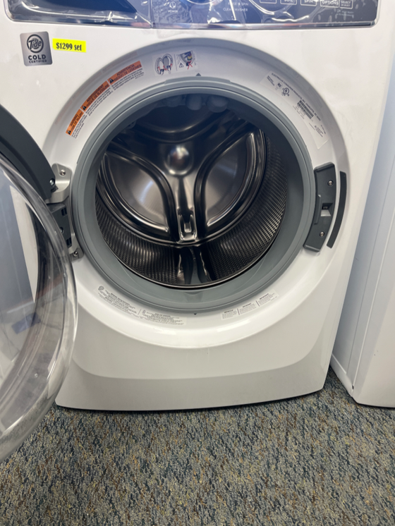 Electrolux ELFW7626BW - Front Load Washer at Doraville Store