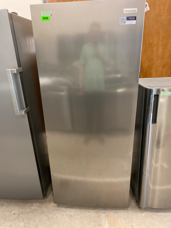 Frigidaire FFUE1326AV - FREEZER at Doraville Store
